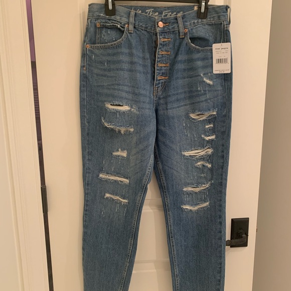 Free People Soak Up The Sun Ripped Jeans - Picture 3 of 7